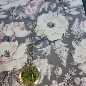 RMN Sterling Silver Marble Green Pendant Necklace